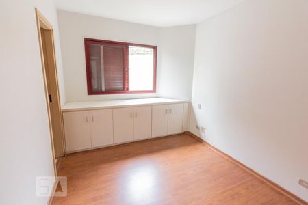 Apartamento à venda com 101m², 3 quartos e 1 vagaQuarto 02