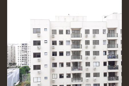 Vista de apartamento à venda com 2 quartos, 56m² em Pilares, Rio de Janeiro