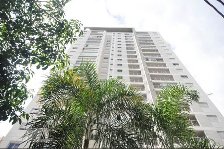 Apartamento para alugar com 67m², 2 quartos e 1 vaga