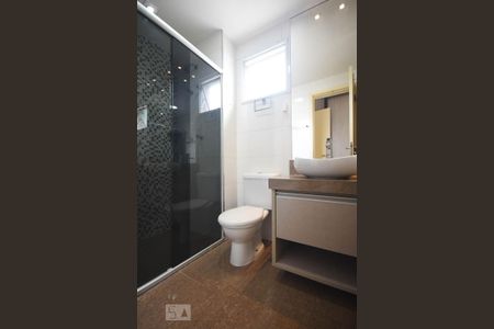 Apartamento para alugar com 67m², 2 quartos e 1 vaga Apartamento para alugar com 67m², 2 quartos e 1 vagaBanheiro Suíte