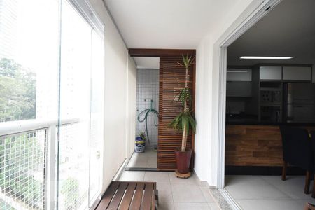 Apartamento para alugar com 67m², 2 quartos e 1 vaga Apartamento para alugar com 67m², 2 quartos e 1 vagaVaranda