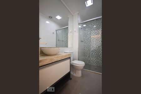 Apartamento para alugar com 67m², 2 quartos e 1 vaga Apartamento para alugar com 67m², 2 quartos e 1 vagaBanheiro