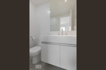 Banheiro  de kitnet/studio para alugar com 1 quarto, 35m² em Ipiranga, São Paulo