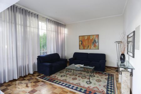 Apartamento à venda com 150m², 3 quartos e 1 vaga Apartamento à venda com 150m², 3 quartos e 1 vagaHall