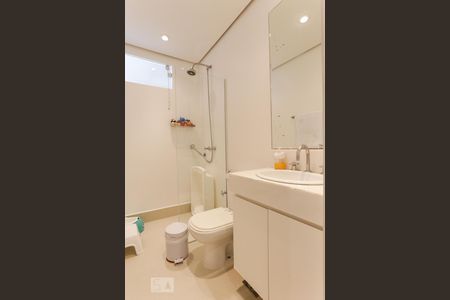 Apartamento à venda com 150m², 3 quartos e 1 vaga Apartamento à venda com 150m², 3 quartos e 1 vagaBanheiro