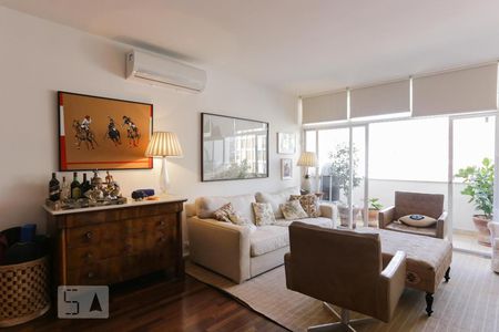 Sala de apartamento à venda com 3 quartos, 150m² em Cerqueira César, São Paulo