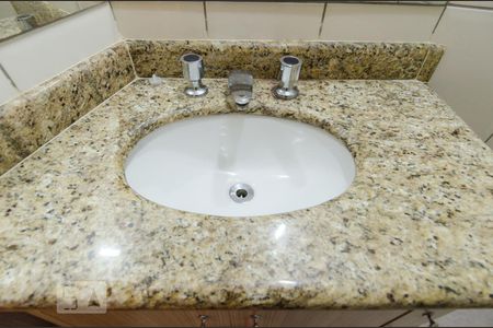 Apartamento à venda com 90m², 3 quartos e 2 vagasPia