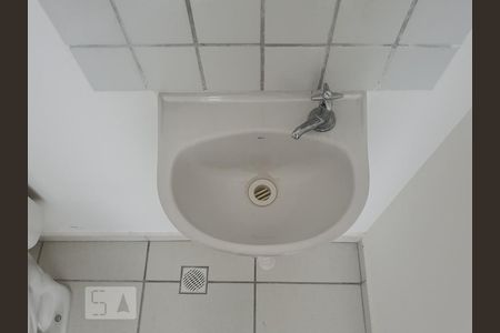 Apartamento para alugar com 40m², 1 quarto e sem vagaDetalhe do banheiro 