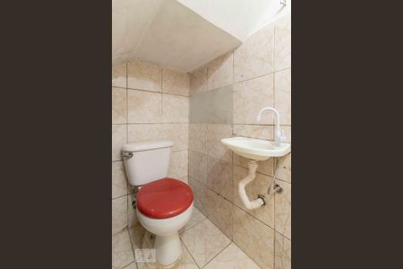 Casa de condomínio para alugar com 45m², 1 quarto e sem vaga Casa de condomínio para alugar com 45m², 1 quarto e sem vagaBanheiro