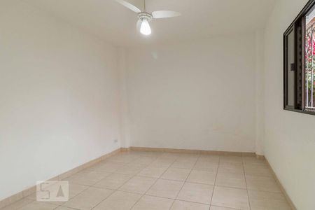 Casa de condomínio para alugar com 45m², 1 quarto e sem vaga Casa de condomínio para alugar com 45m², 1 quarto e sem vagaQuarto