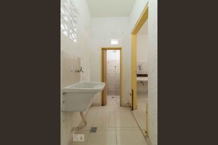Casa de condomínio para alugar com 45m², 1 quarto e sem vaga Casa de condomínio para alugar com 45m², 1 quarto e sem vagaÁrea de Serviço