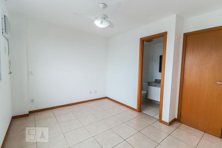 Apartamento à venda com 150m², 4 quartos e 2 vagasQuarto 2 - Suíte