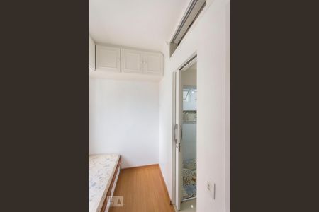Apartamento para alugar com 67m², 3 quartos e 1 vaga Apartamento para alugar com 67m², 3 quartos e 1 vagaQuarto da emprega