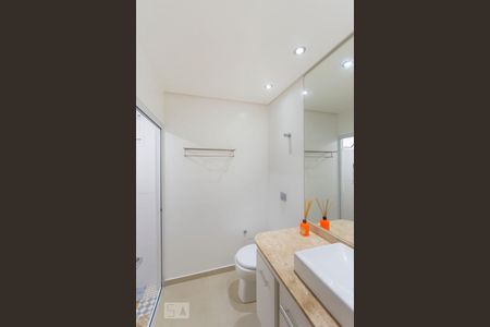 Banheiro de apartamento para alugar com 3 quartos, 67m² em Vila Olímpia, São Paulo
