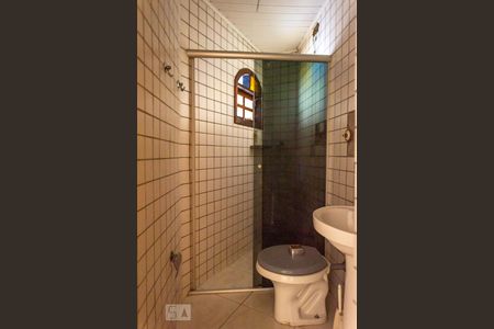 Casa à venda com 200m², 5 quartos e 5 vagasBanheiro 2 - Suíte