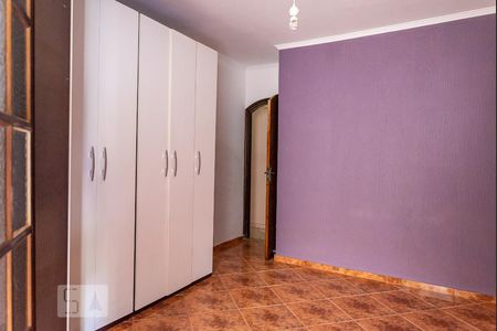 Casa à venda com 200m², 5 quartos e 5 vagasQuarto 4 