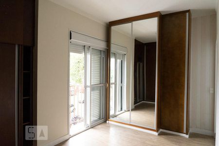 Suíte  de apartamento à venda com 3 quartos, 116m² em Vila Pompéia, São Paulo