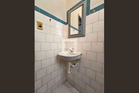 Banheiro de apartamento para alugar com 1 quarto, 65m² em Quintino Bocaiúva, Rio de Janeiro