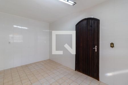 Casa à venda com 92m², 2 quartos e 2 vagasCozinha
