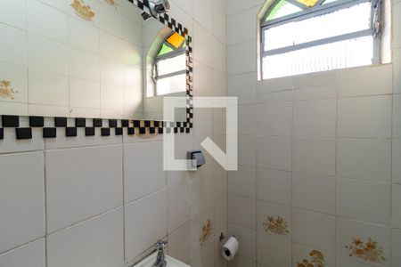 Casa à venda com 92m², 2 quartos e 2 vagasBanheiro 2