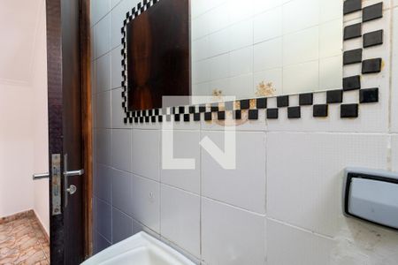 Casa à venda com 92m², 2 quartos e 2 vagasBanheiro 2