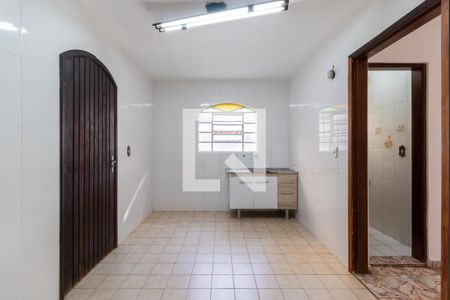 Casa à venda com 92m², 2 quartos e 2 vagasCozinha