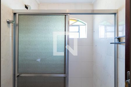 Casa à venda com 92m², 2 quartos e 2 vagasBanheiro 1