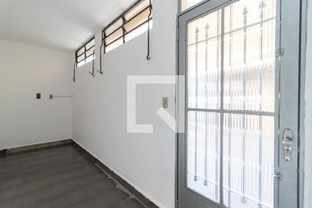 Casa à venda com 92m², 2 quartos e 2 vagasÁrea de Serviço