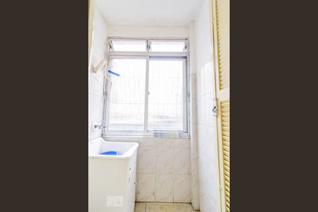 Apartamento à venda com 42m², 1 quarto e sem vagaDetalhe da area de serviço