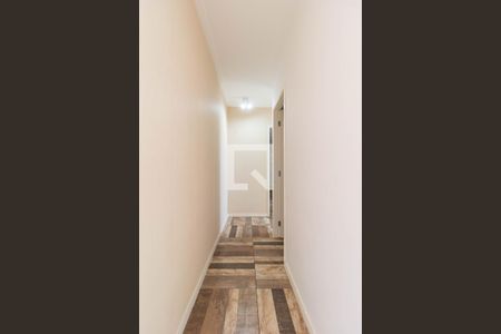 Corredor de apartamento para alugar com 2 quartos, 63m² em Jaguaré, São Paulo