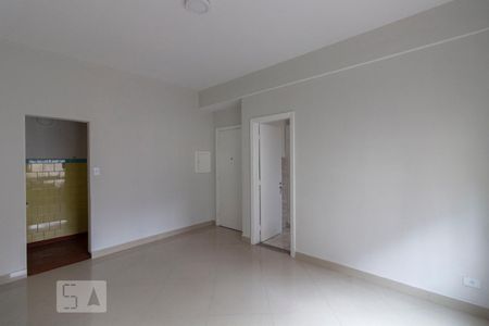 Sala de kitnet/studio para alugar com 1 quarto, 45m² em Centro, São Paulo