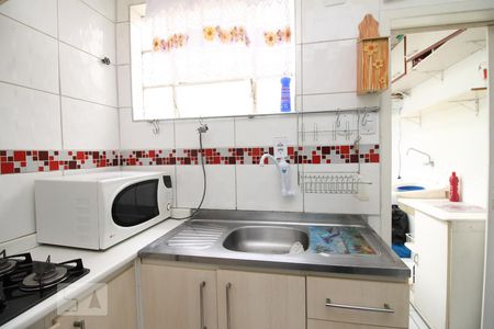 Cozinha de apartamento à venda com 2 quartos, 54m² em Sarandi, Porto Alegre