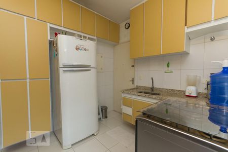Apartamento à venda com 75m², 2 quartos e 1 vagaCozinha