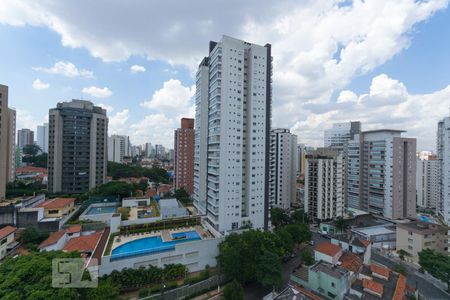 Apartamento à venda com 75m², 2 quartos e 1 vagaVista da janela do quarto 2