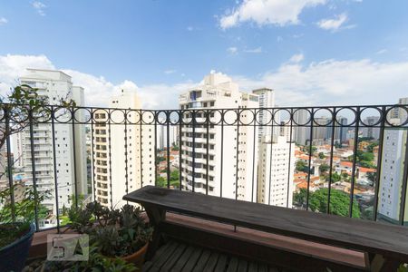 Apartamento à venda com 75m², 2 quartos e 1 vagaVaranda