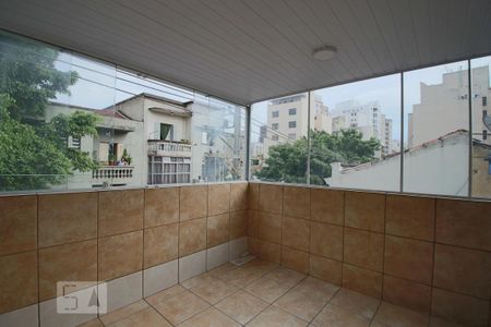 Cozinha de casa para alugar com 3 quartos, 90m² em Bela Vista, São Paulo