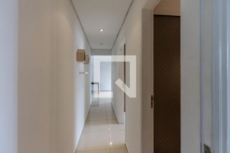 Corredor de apartamento para alugar com 2 quartos, 90m² em Perdizes, São Paulo
