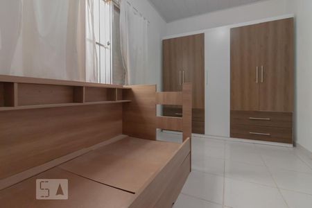 Quarto 2 de casa para alugar com 2 quartos, 75m² em Vila Vera, São Paulo