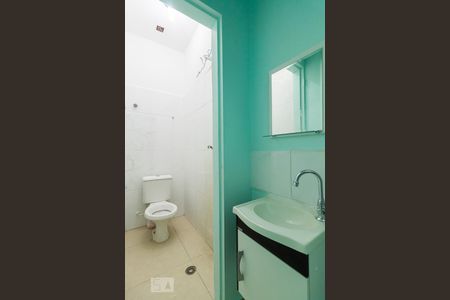 Banheiro de apartamento à venda com 1 quarto, 30m² em Jardim Brasília (zona Norte), São Paulo