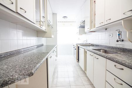 Cozinha de apartamento à venda com 2 quartos, 53m² em Cidade das Flores, Osasco