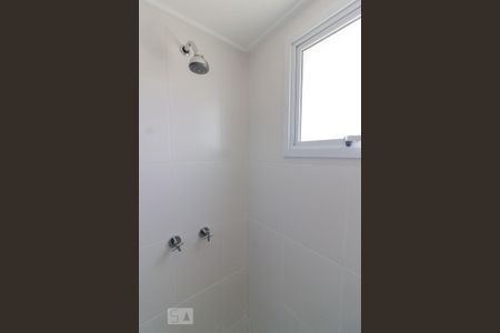 Apartamento para alugar com 56m², 2 quartos e 1 vaga Apartamento para alugar com 56m², 2 quartos e 1 vagaChuveiro da suíte