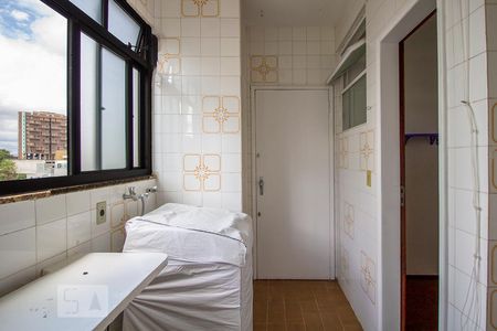 Apartamento à venda com 95m², 3 quartos e 1 vagaÁrea de Serviço