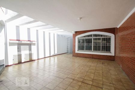 Garagem de casa para alugar com 3 quartos, 150m² em Vila Anglo Brasileira, São Paulo