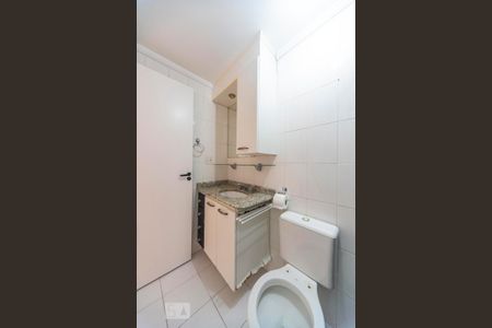 Banheiro  de apartamento para alugar com 3 quartos, 70m² em Silveira, Santo André