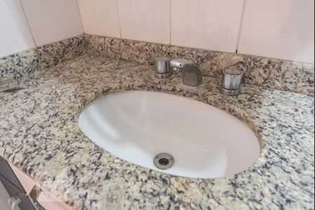 Pia  de apartamento para alugar com 3 quartos, 70m² em Silveira, Santo André