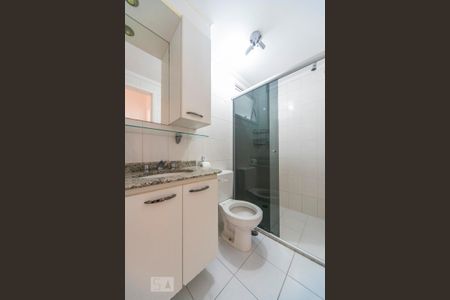 Banheiro  de apartamento para alugar com 3 quartos, 70m² em Silveira, Santo André