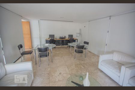Apartamento para alugar com 45m², 1 quarto e 1 vagaSala de festas 