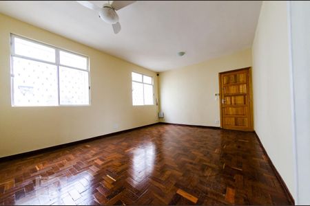 Sala de apartamento para alugar com 3 quartos, 100m² em Nova Suíssa, Belo Horizonte