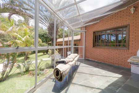 Casa de condomínio à venda com 900m², 3 quartos e 8 vagas Casa de condomínio à venda com 900m², 3 quartos e 8 vagasSala 01