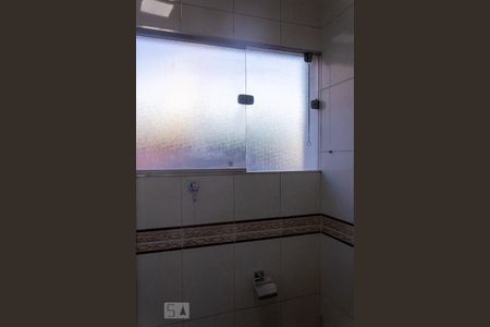 Casa para alugar com 220m², 3 quartos e 2 vagasBanheiro Segundo Andar